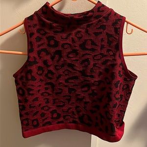 Ribbed cropped tank top